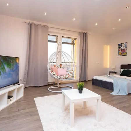 Apartament Parus City *