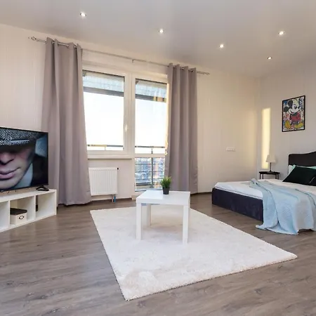 Parus City Apartament *