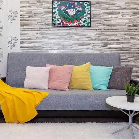 Apartament Parus City *